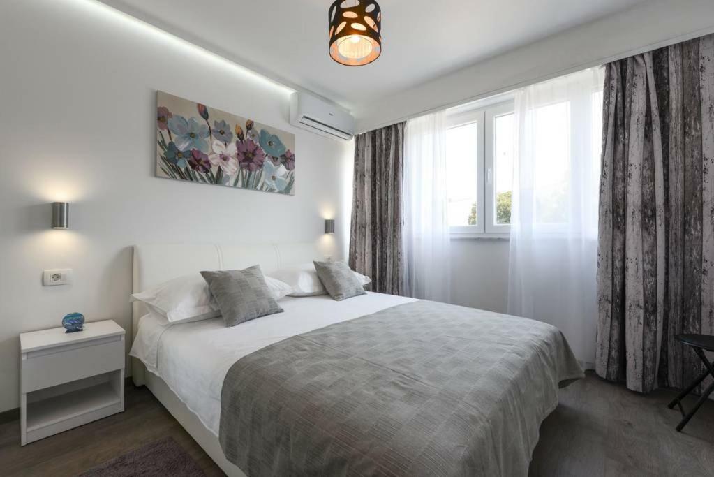 Reza Luxury Apartment Zadar Bagian luar foto